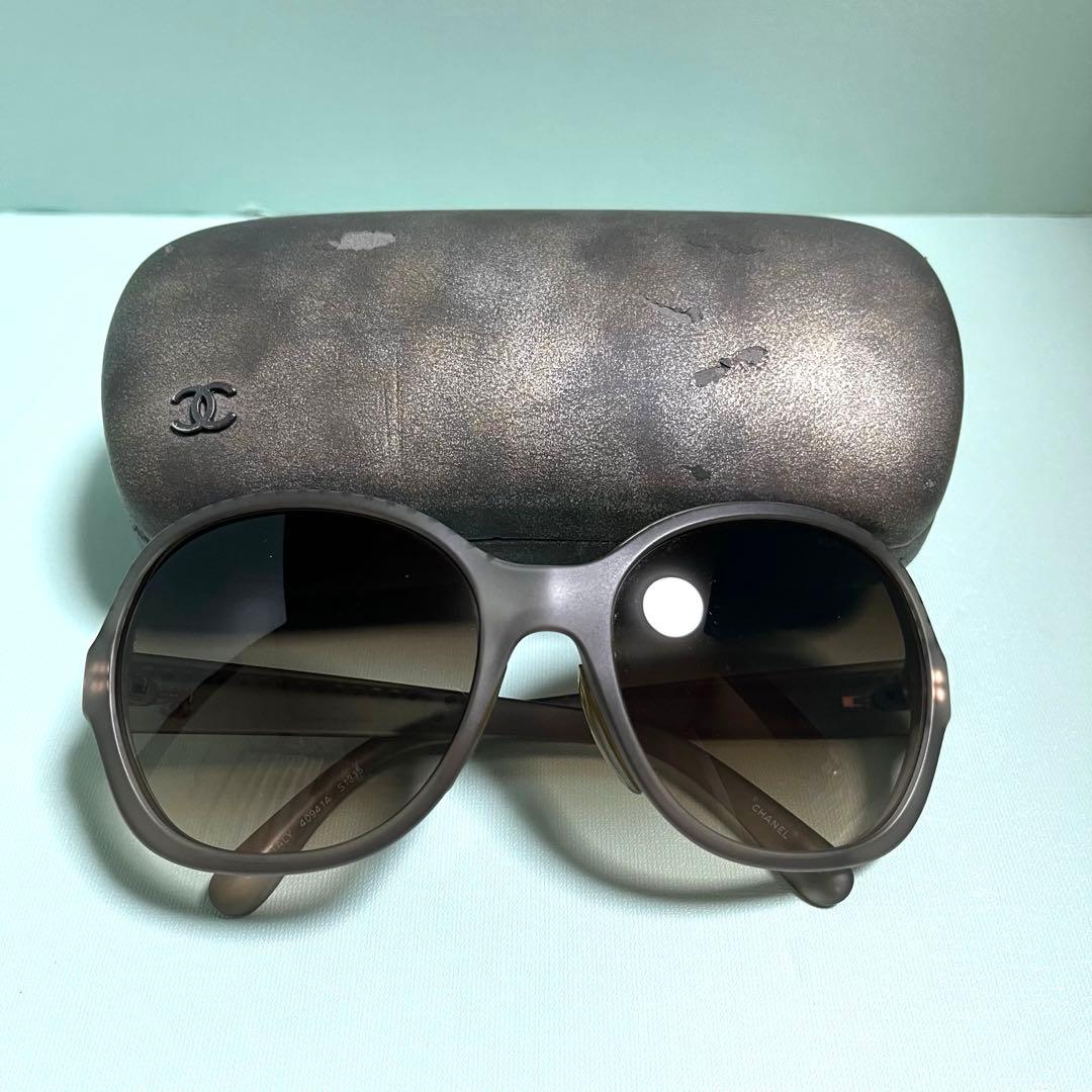 ◆CHANEL ◆シャネル ストーン サングラス グレージュ