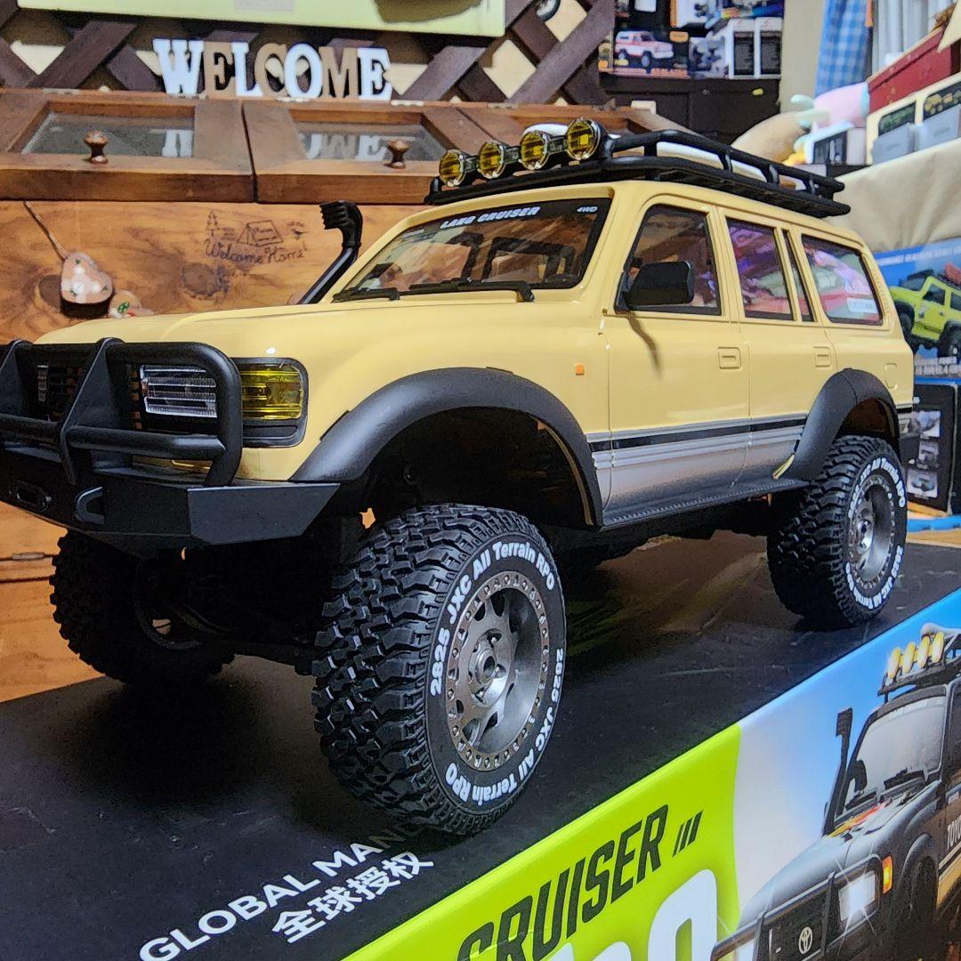 【極美品】トヨタ ランドクルーザー LC80 1/12