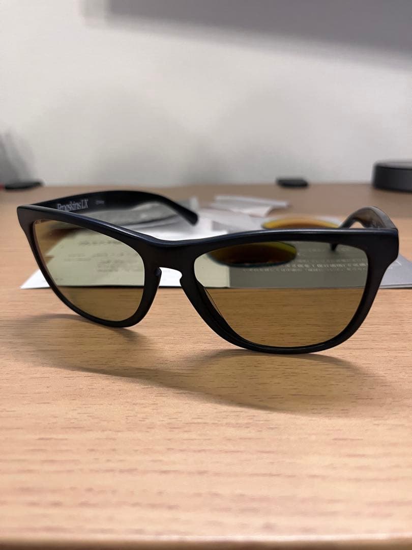 TALEX／OAKLEY フロッグスキン＋イーズグリーン