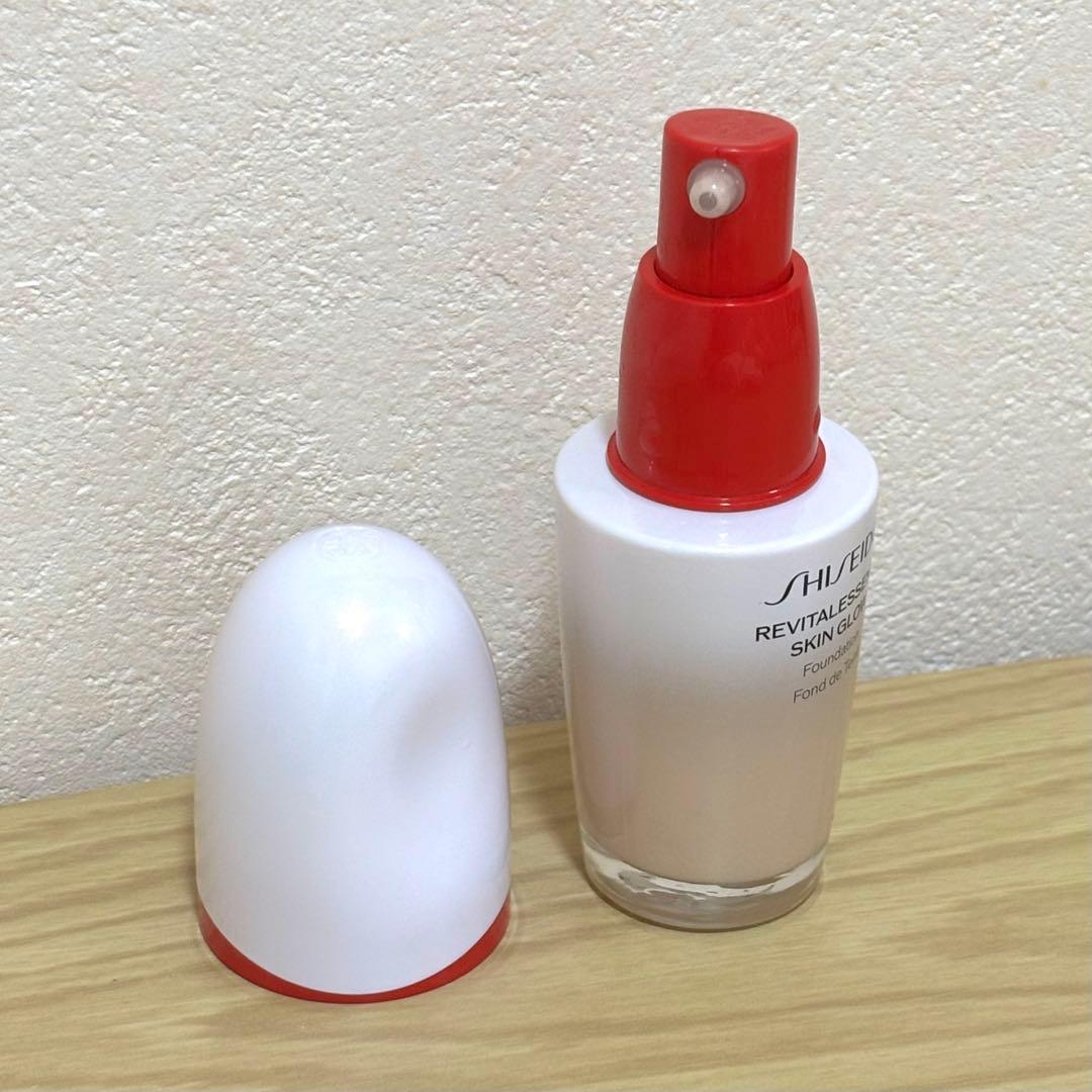 資生堂　エッセンススキングロウ　ファンデーション　130 Opal