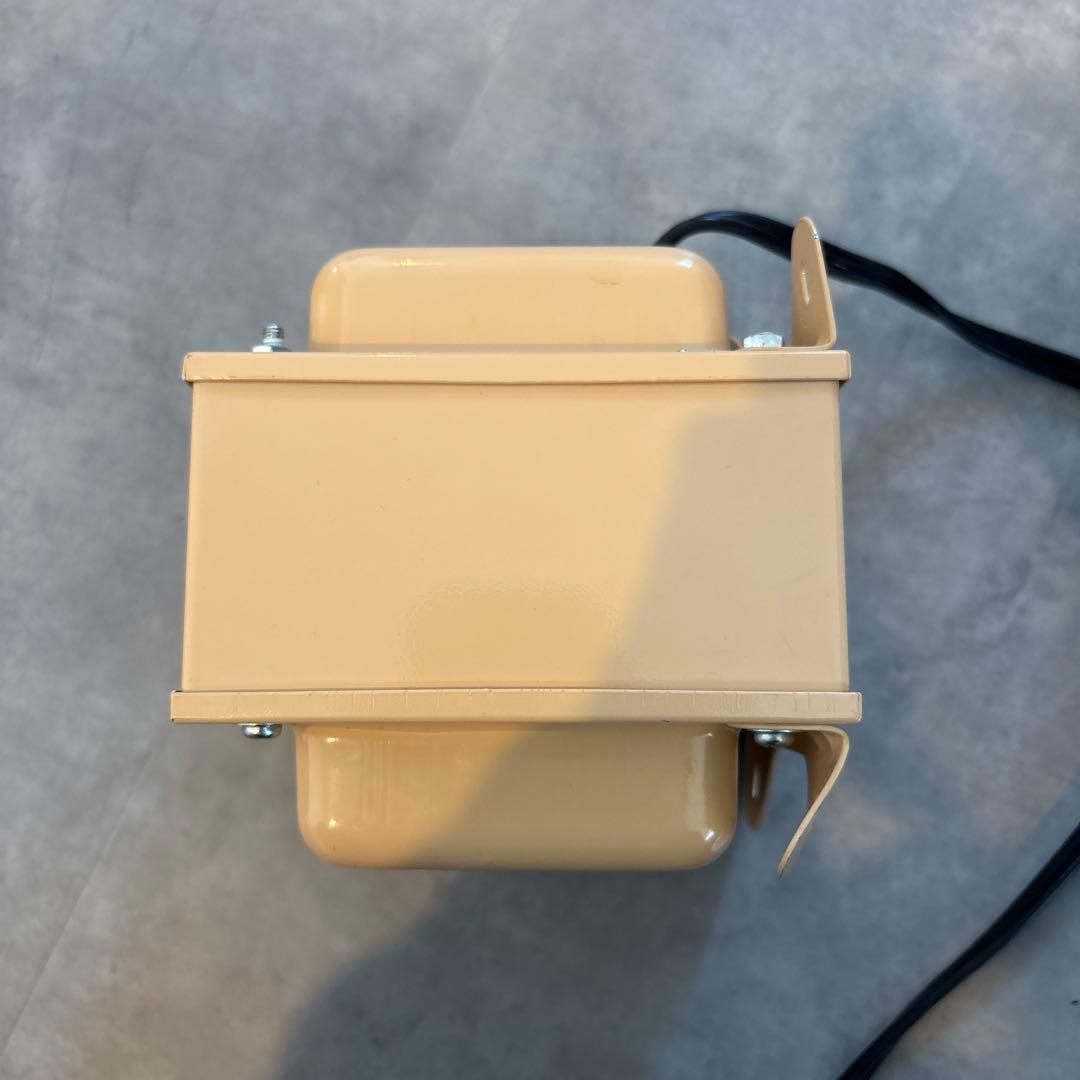 NDF-1500-U 変圧器 1500W 日章工業