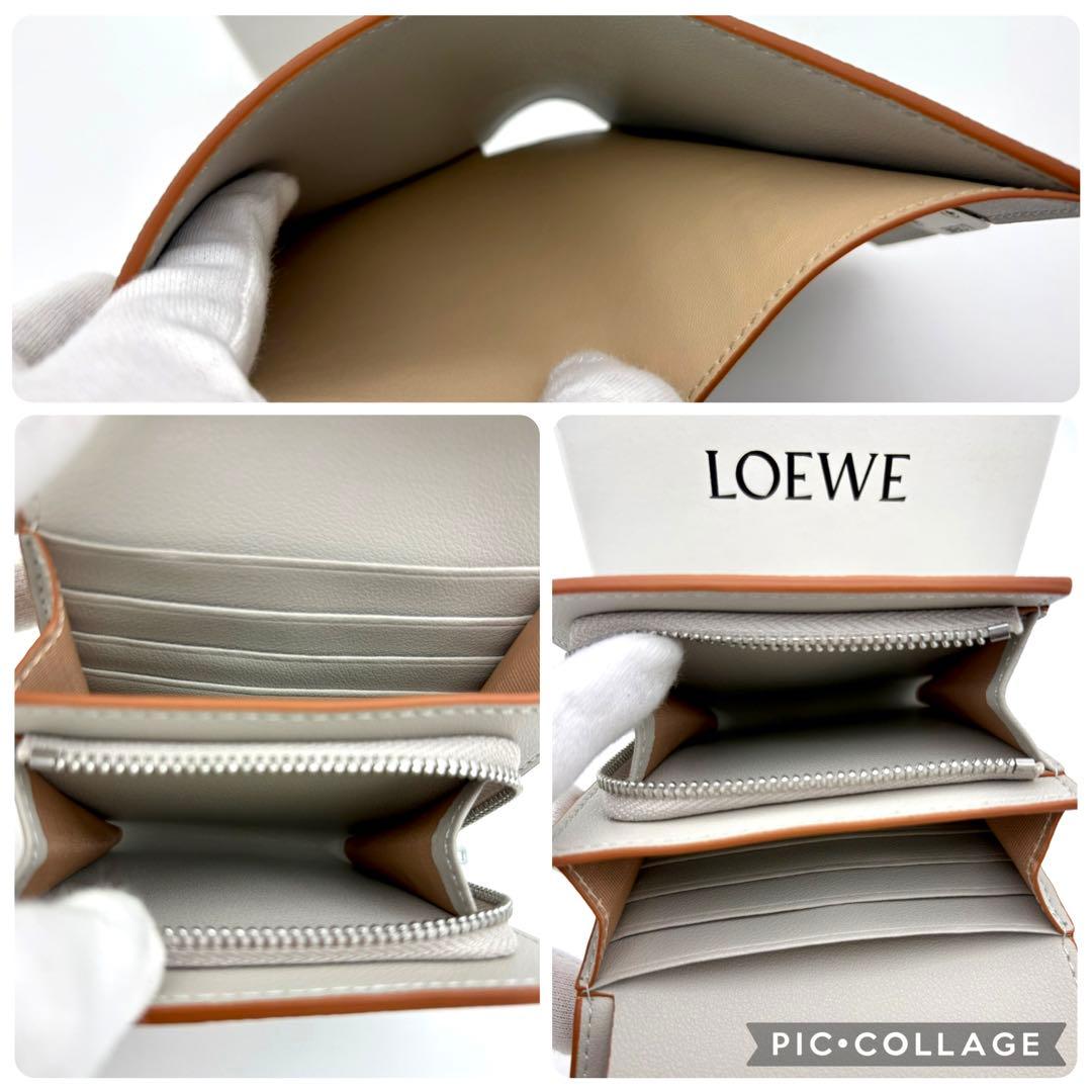 LOEWE ロゴ入り 二つ折り財布