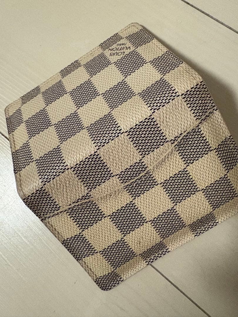 LOUIS VUITTON 名刺入れ アイボリー