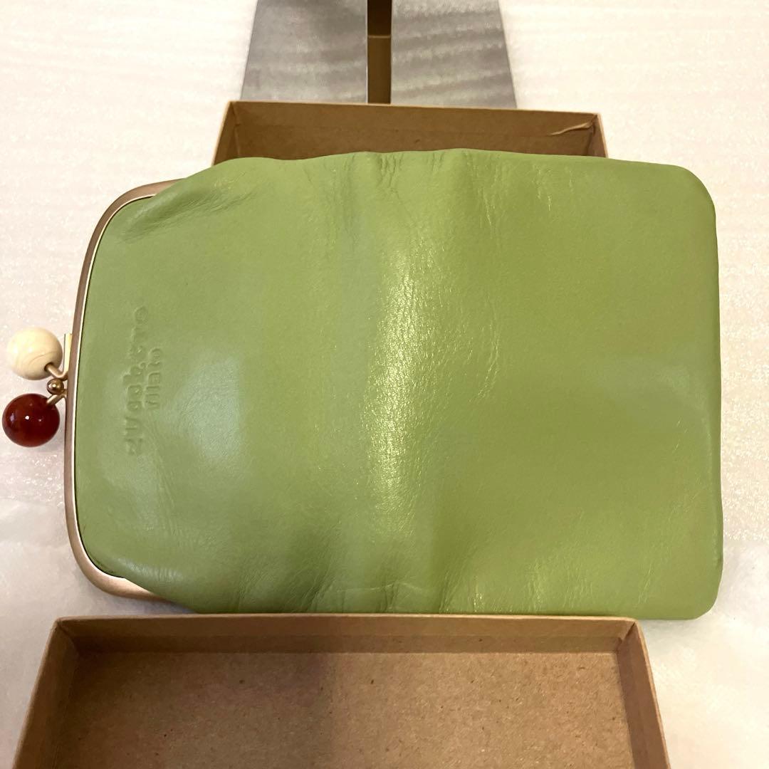 美品　ズッケロフィラート　二つ折り財布　がま口