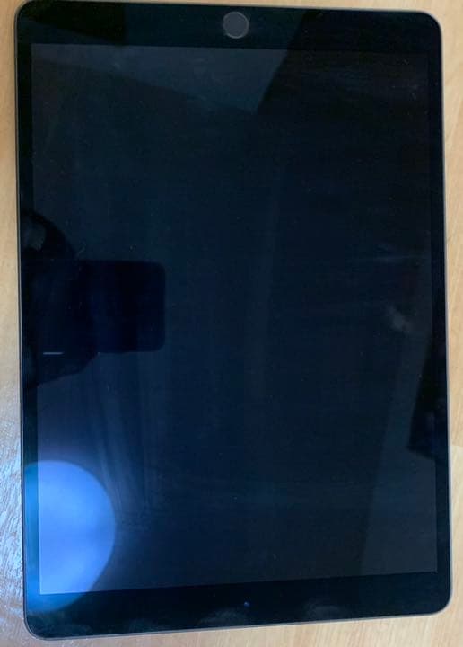 【アキ】 iPad Air3 64GB Wi-Fiモデル