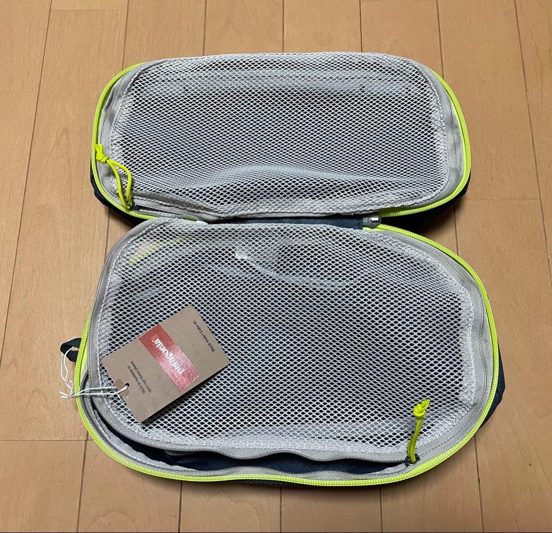 パタゴニア　ブラックホールキューブ　6L ネイビー&イエロー新品　未使用
