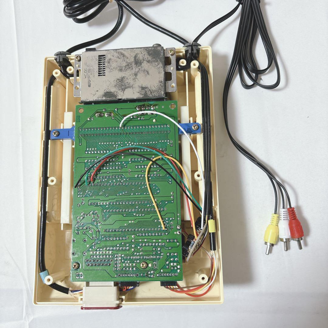✅一発起動　AV仕様純正ファミコン＋USB給電＋HDMI　ステレオ