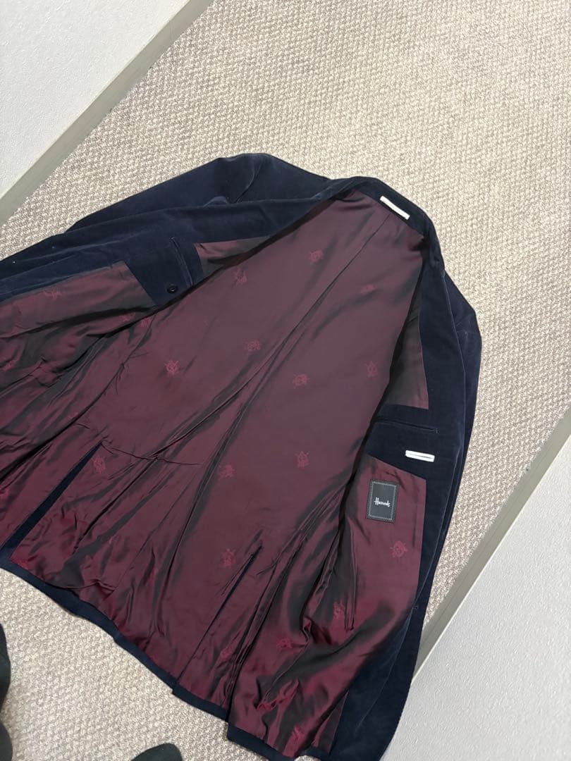 再お値下げ！美品！ハロッズセットアップスーツ