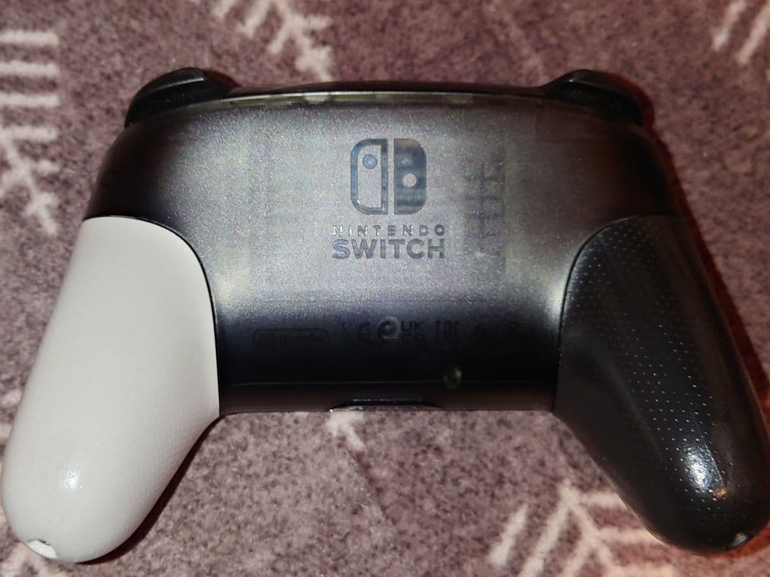 Nintendo Switch プロコン　ドッグ