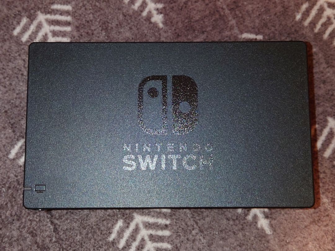 Nintendo Switch プロコン　ドッグ
