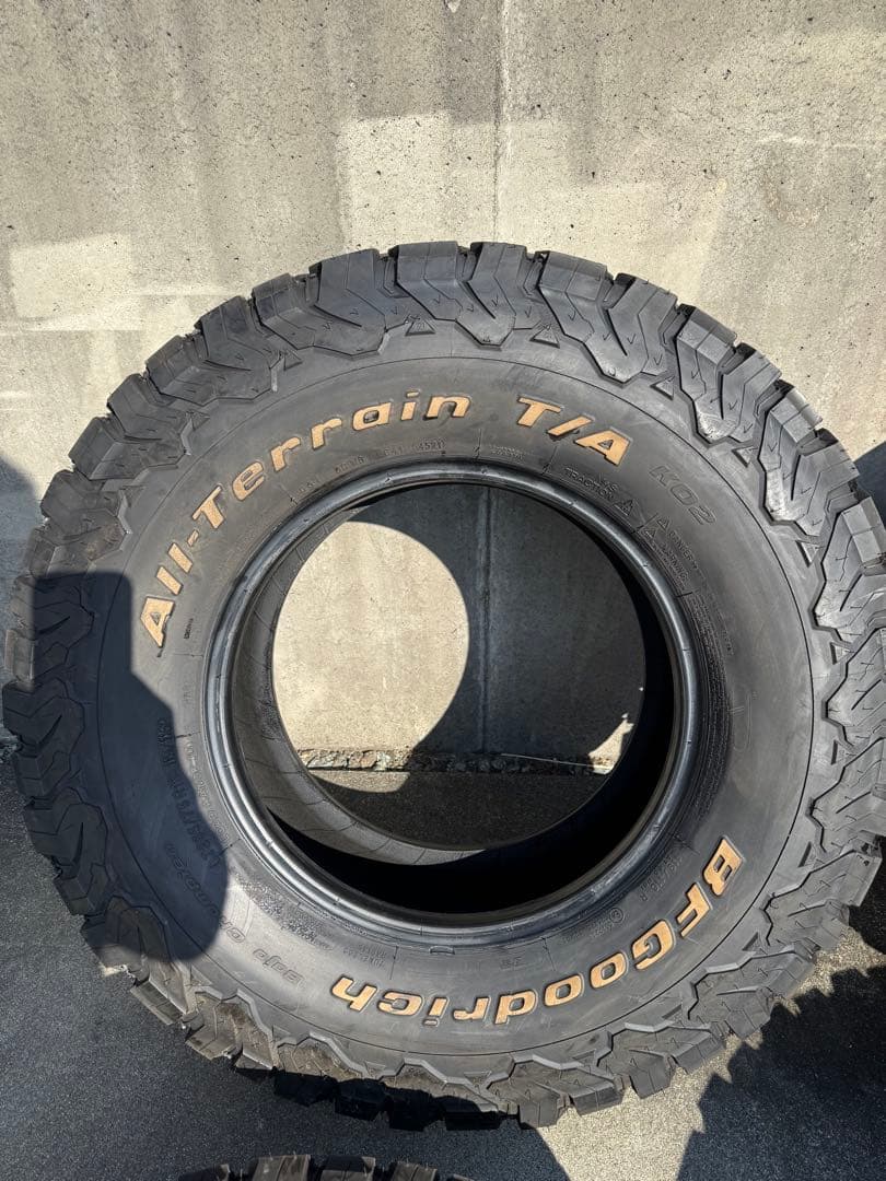 タイヤ・ホイール BFGOODRICH ALL-TERRAIN T/A 265/75R16