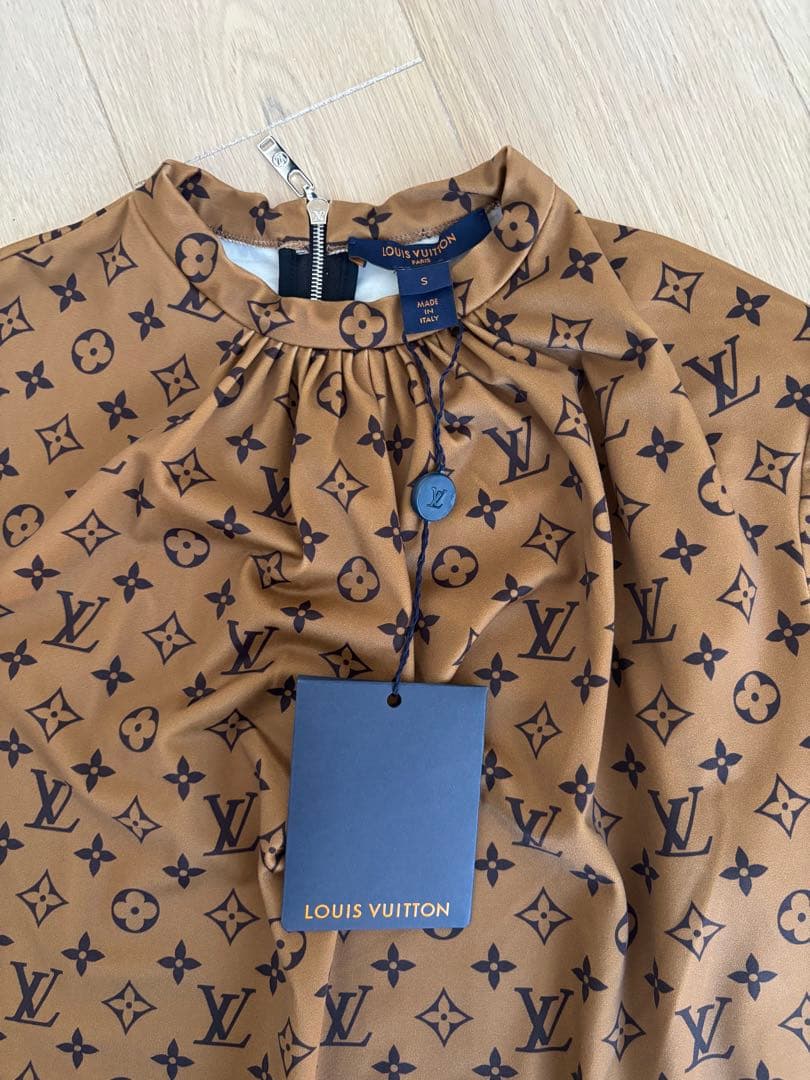 LOUIS VUITTON ブラウン 半袖 Tシャツ S