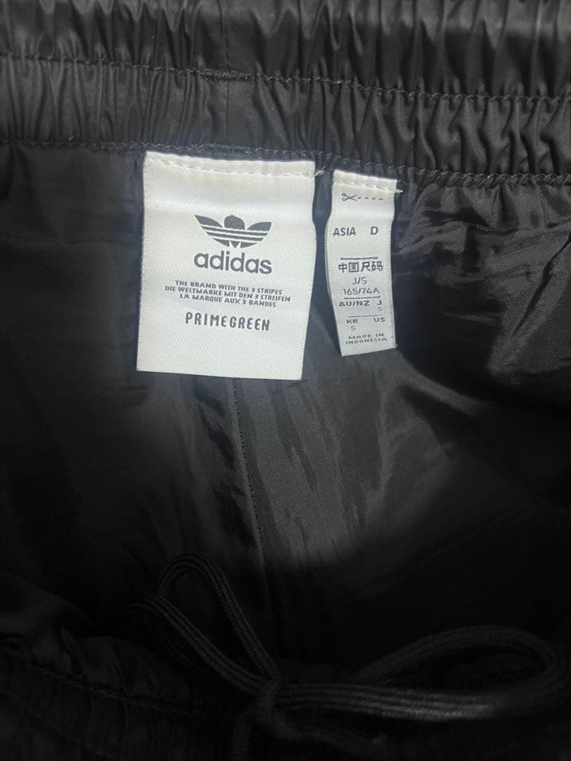 adidas originalsキルティングセットアップ