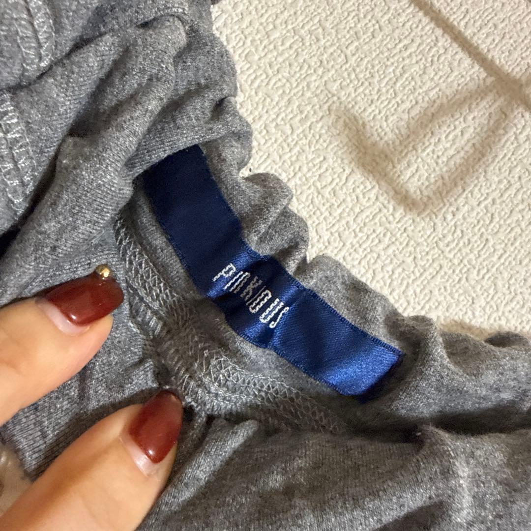 美品　ピンクハウス　着用1回　ワッペン付き ロングスカート グレー