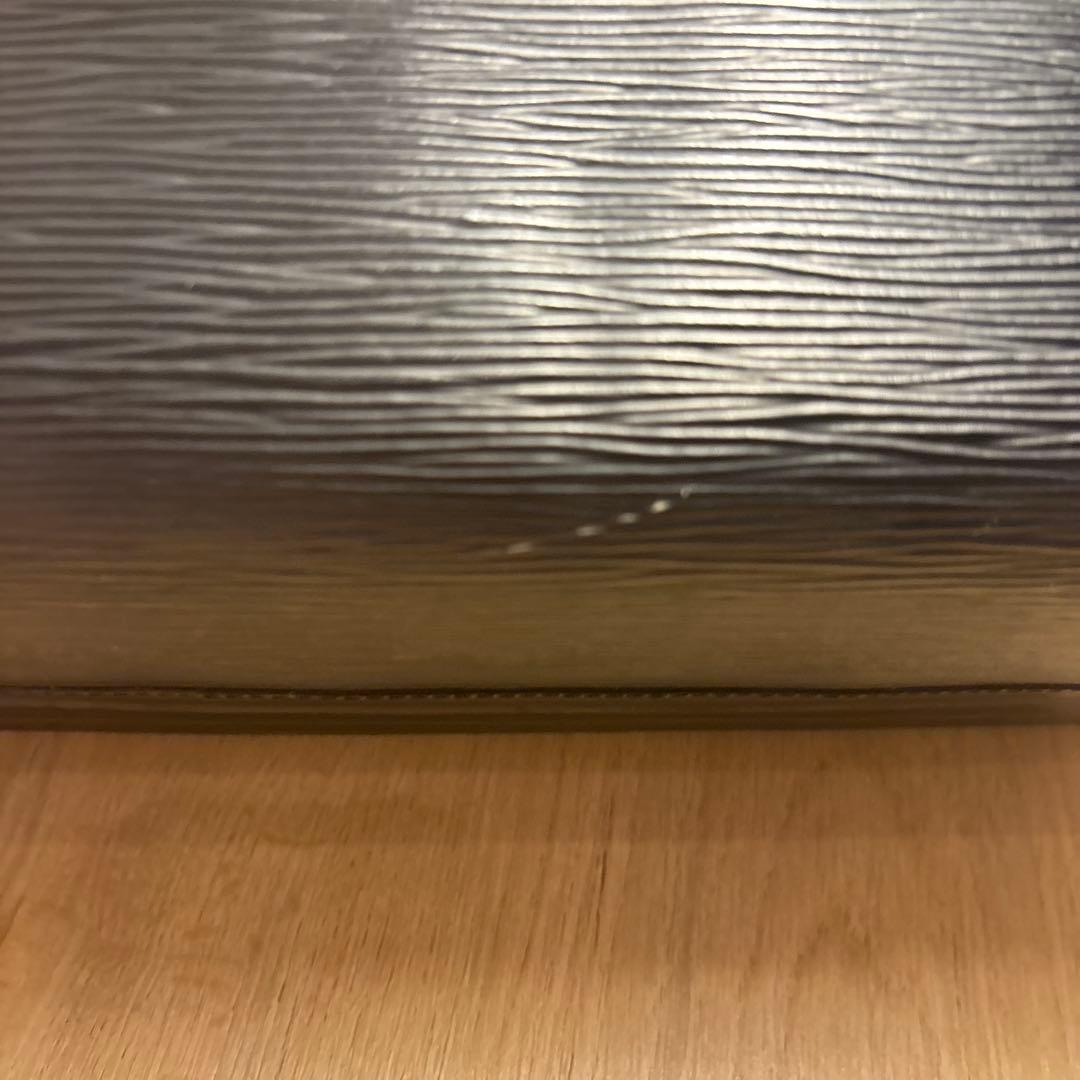 ルイ ヴィトン エピ スピーディ30ボストンバッグ 黒