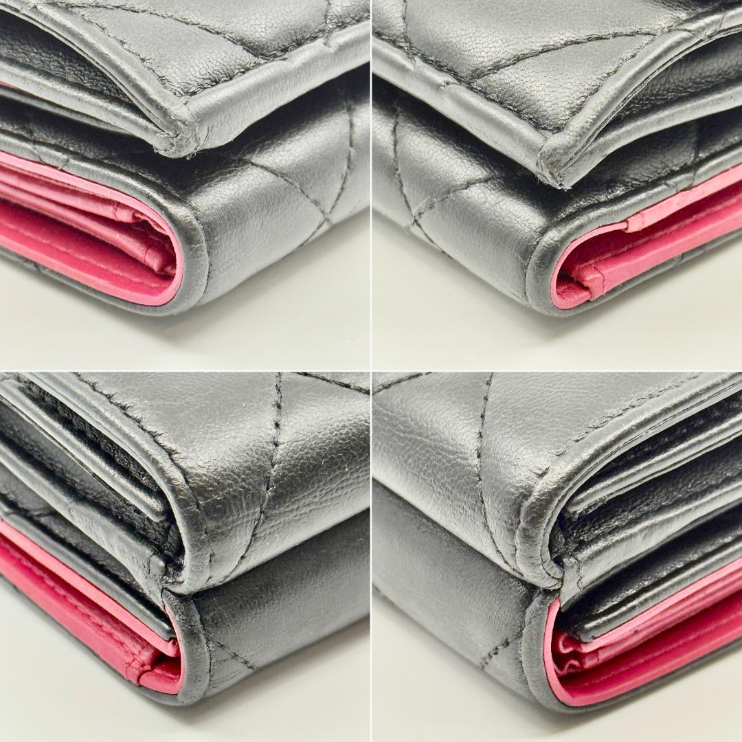 美品 CHANEL シャネル CHANEL19（ディズヌフ）スモールウォレット