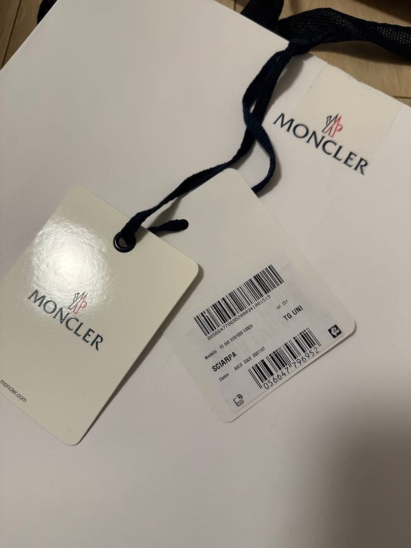 MONCLER モンクレール フリースマフラー ベージュ