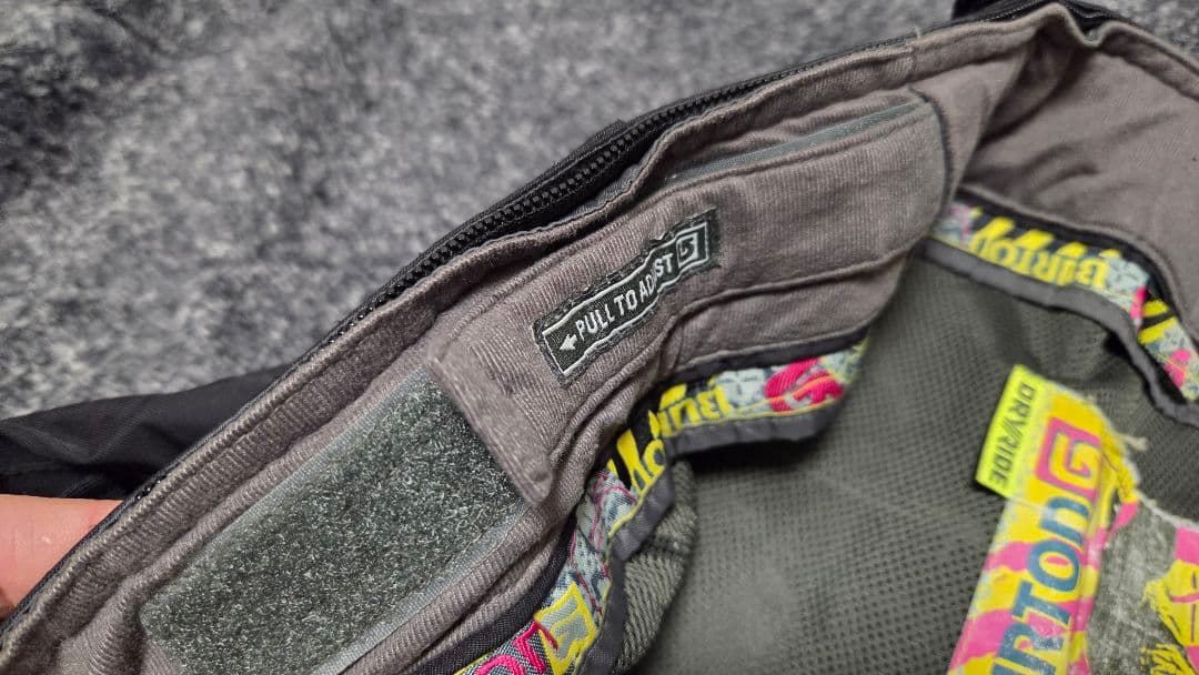 値下げ　バートン　BURTON　スノーボードパンツ　ブラック
