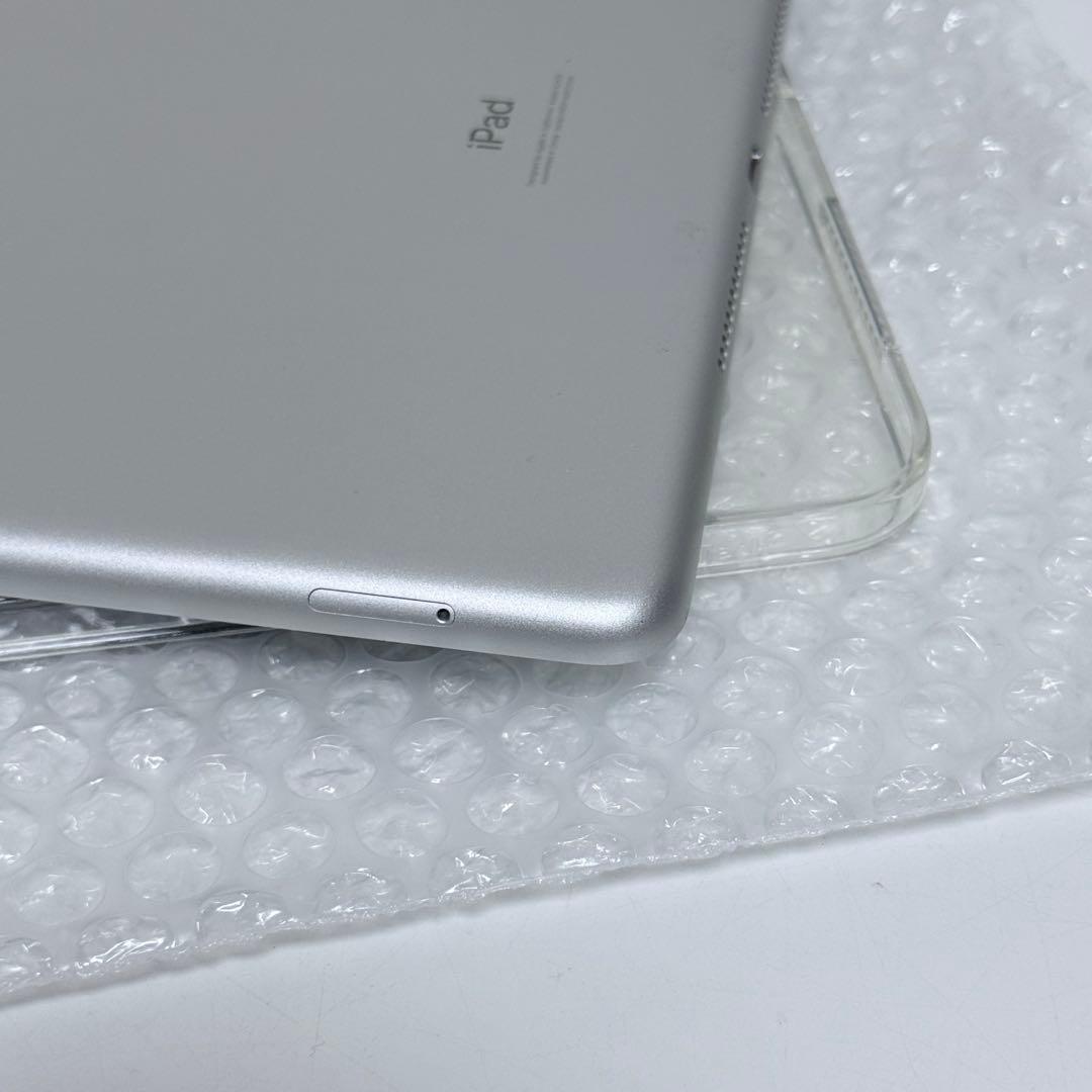 iPad 第8世代　32GB Wi-Fi+Cellularモデル　バッテリー良好
