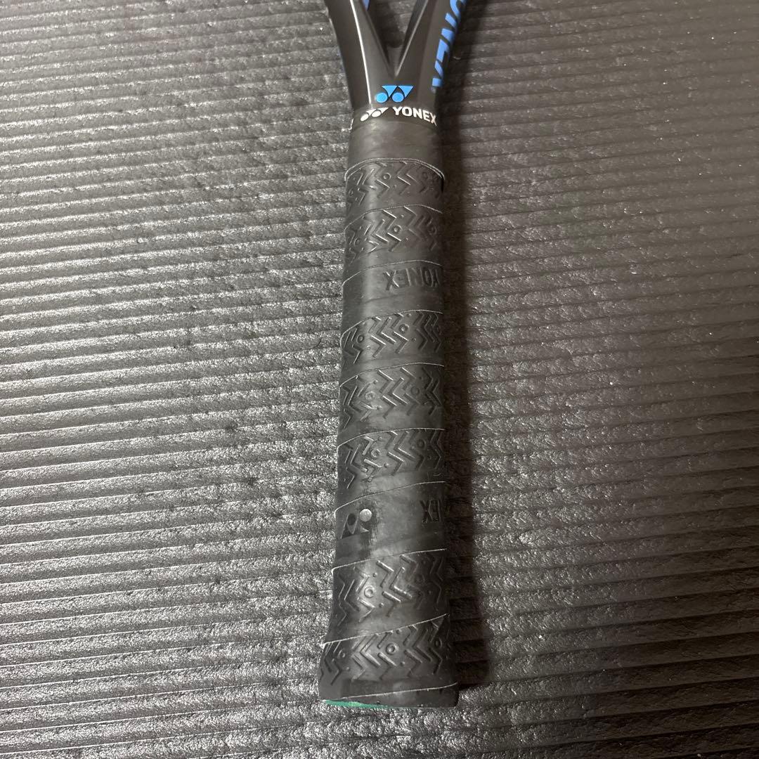 YONEX EZONE100　G4 ヨネックス　テニスラケット