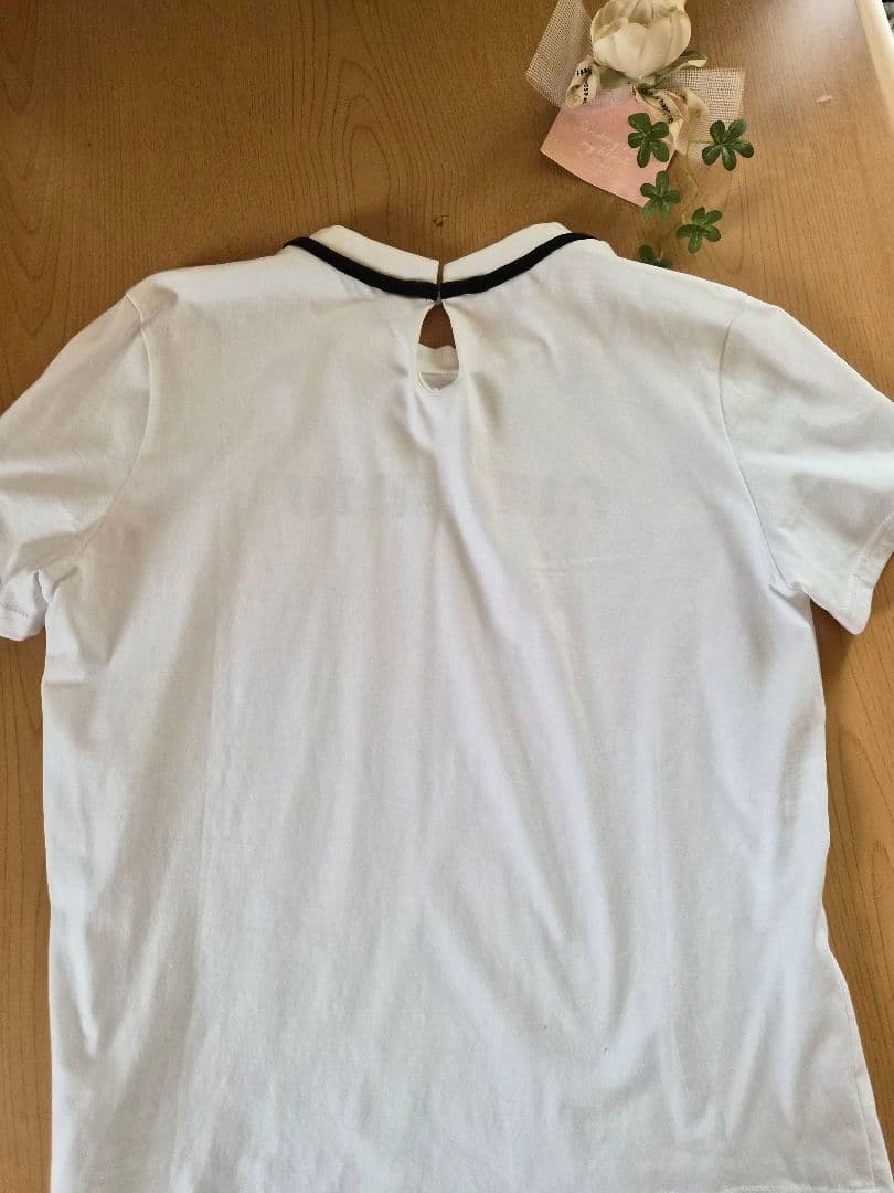 みん　miu miu ロゴプリント Tシャツ