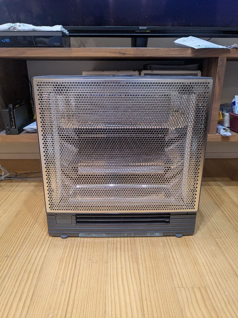 だ*ん様 ダイキン ハイブリットセラムヒート最新WRH136AS-H 家電量販店