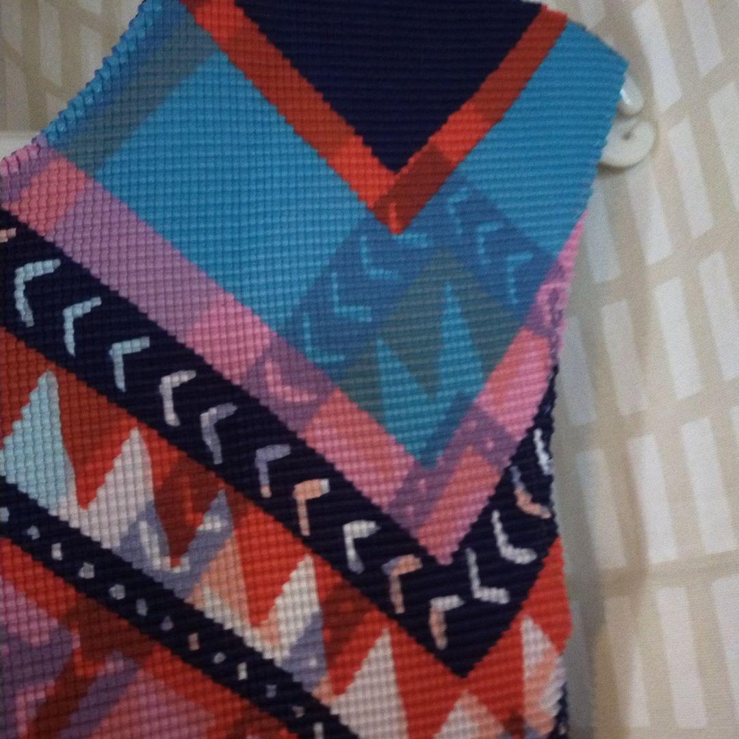 me ISSEY MIYAKE PALETTE ブロッキング フレンチトップス