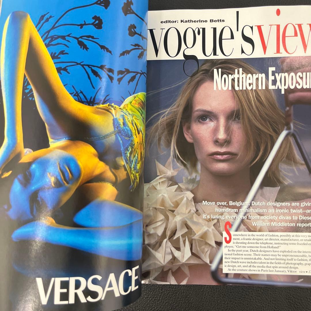 Vogue US 1999年 4月号　ケイト・モス　マギー・ライザー