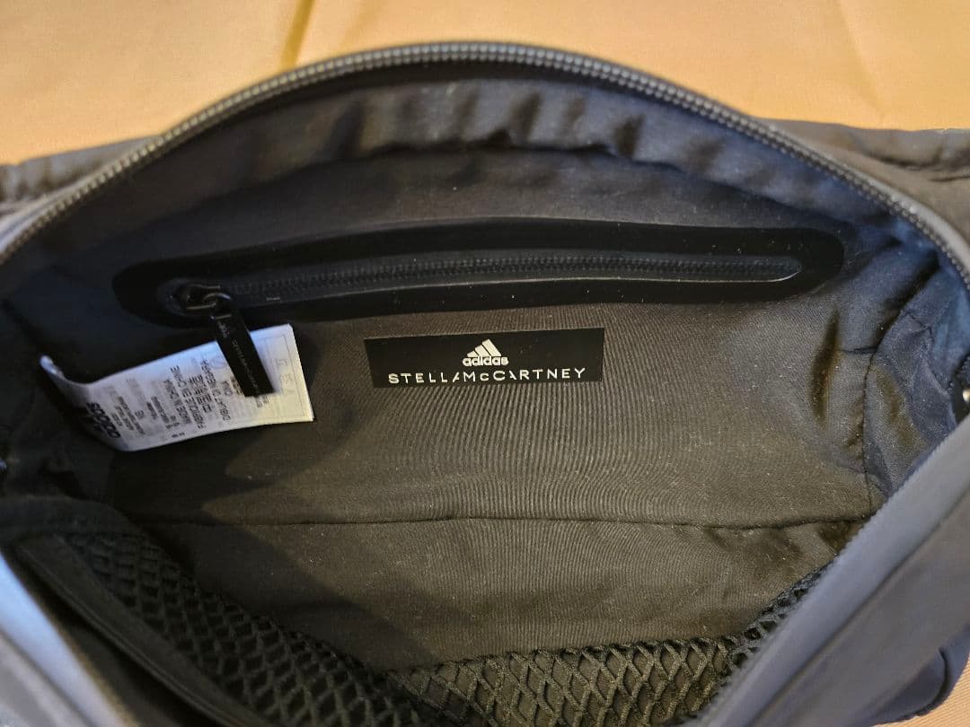 美品♪adidas STELLA McCARTNEY ボディバッグ ブラック