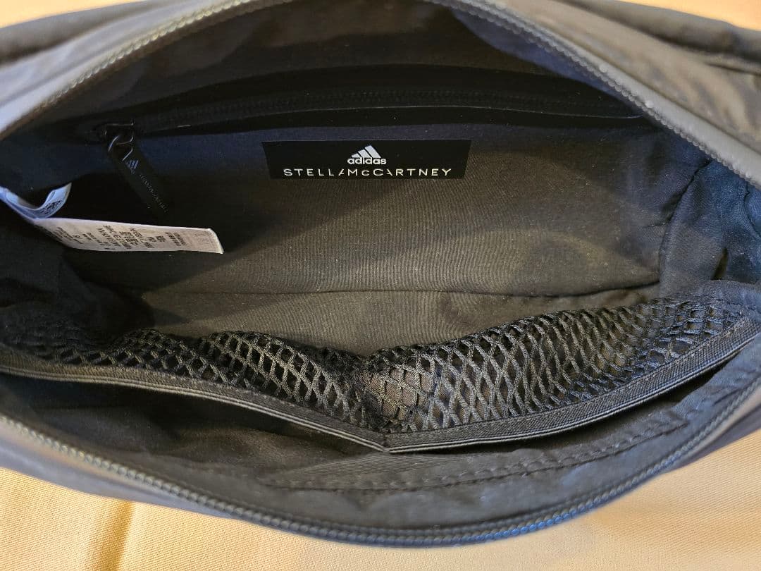 美品♪adidas STELLA McCARTNEY ボディバッグ ブラック