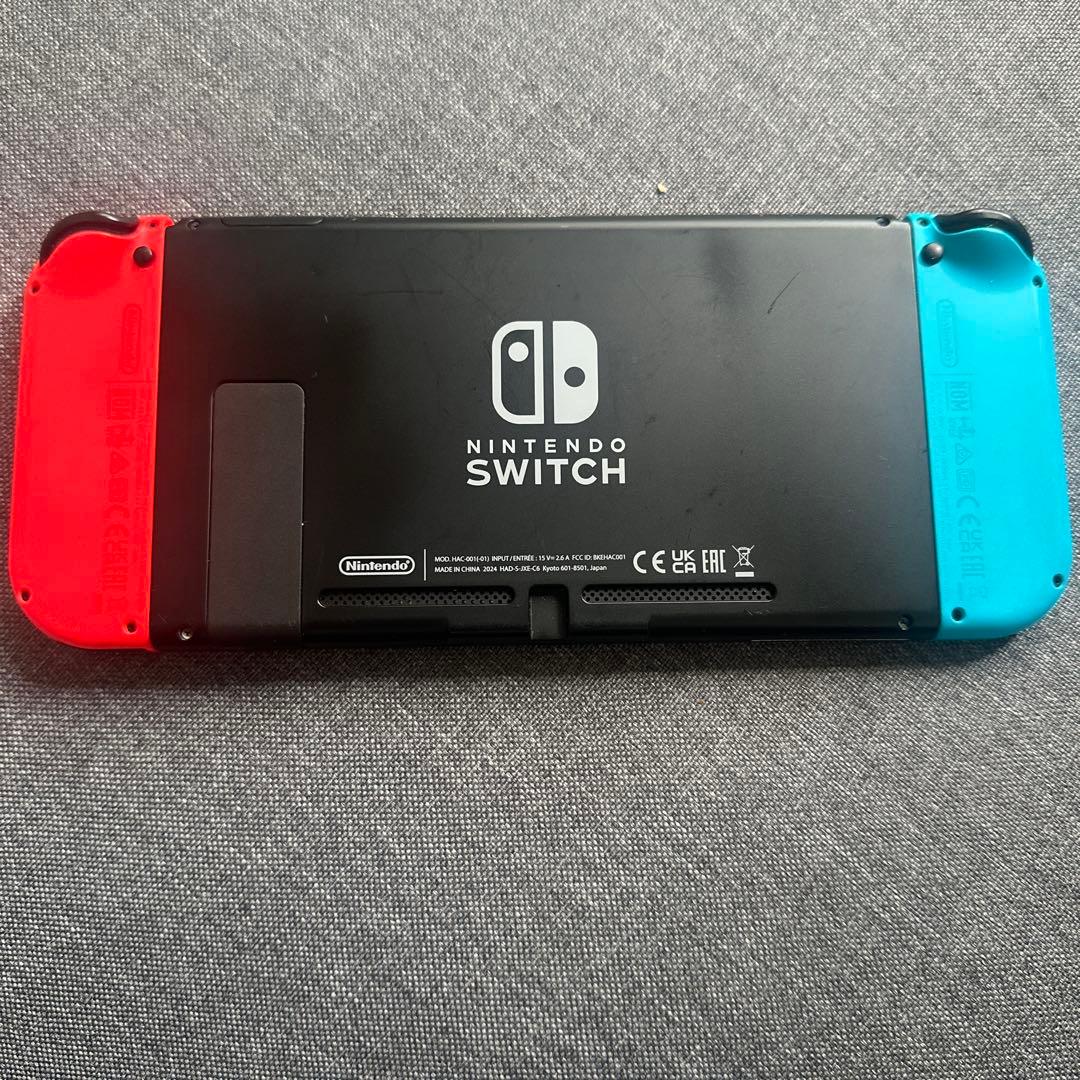 d*y様 ぴ*読様 Nintendo Switch 本体 青/赤
