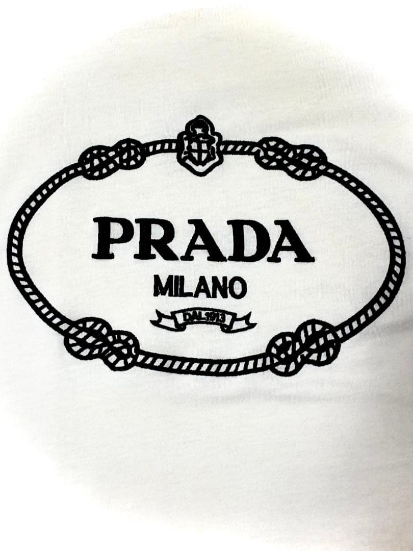 PRADA 刺繍ロゴTシャツ Sサイズ
