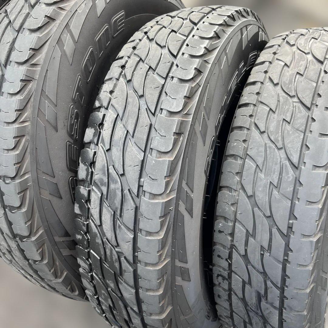 ランクル70 輸出用純正　225/95R16 トゥループキャリア