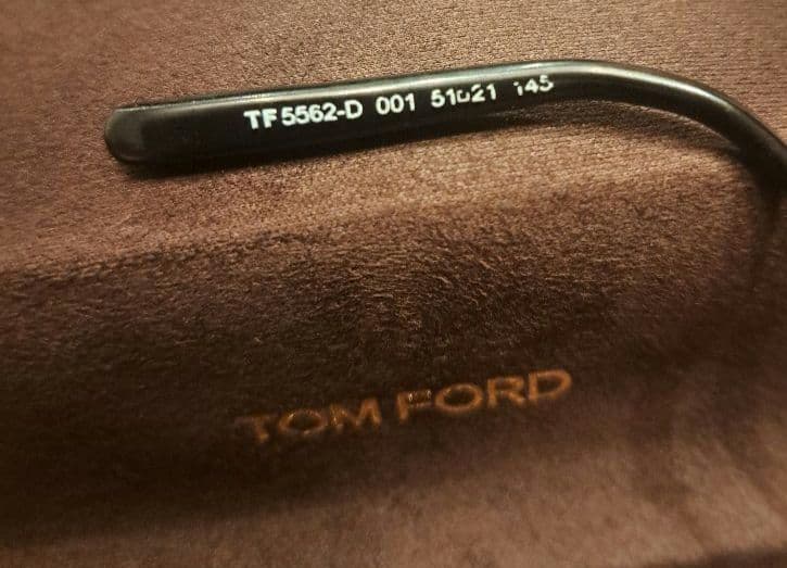 美品 TOM FORD サングラス TF5562-D 001 トムフォード