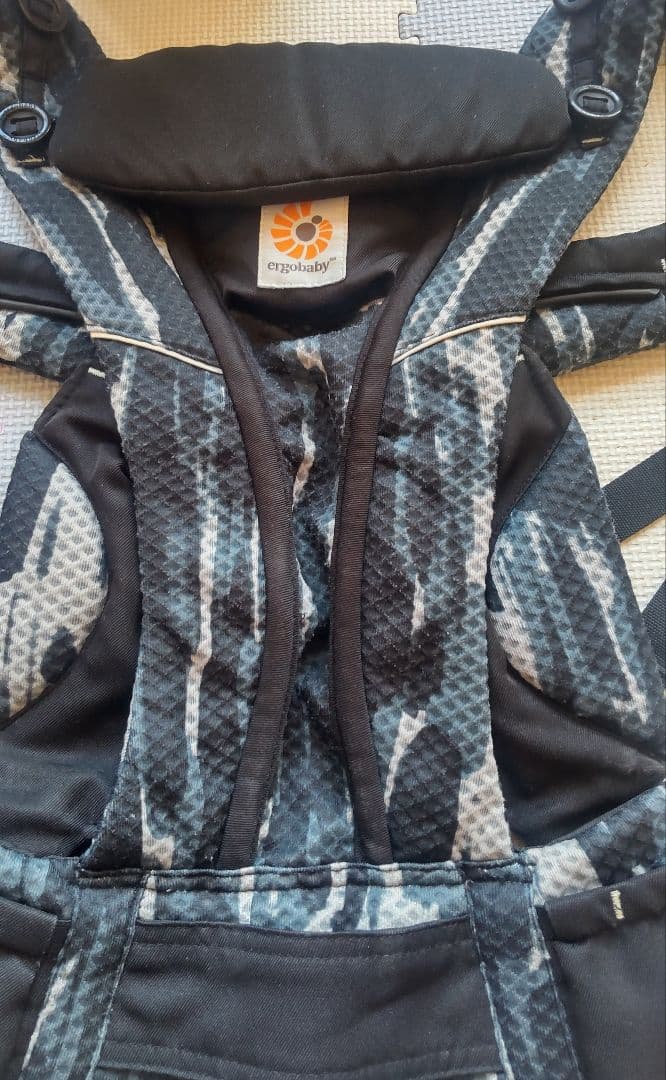 ergobaby OMNI breeze 抱っこ紐 エルゴベビー オムニブリーズ