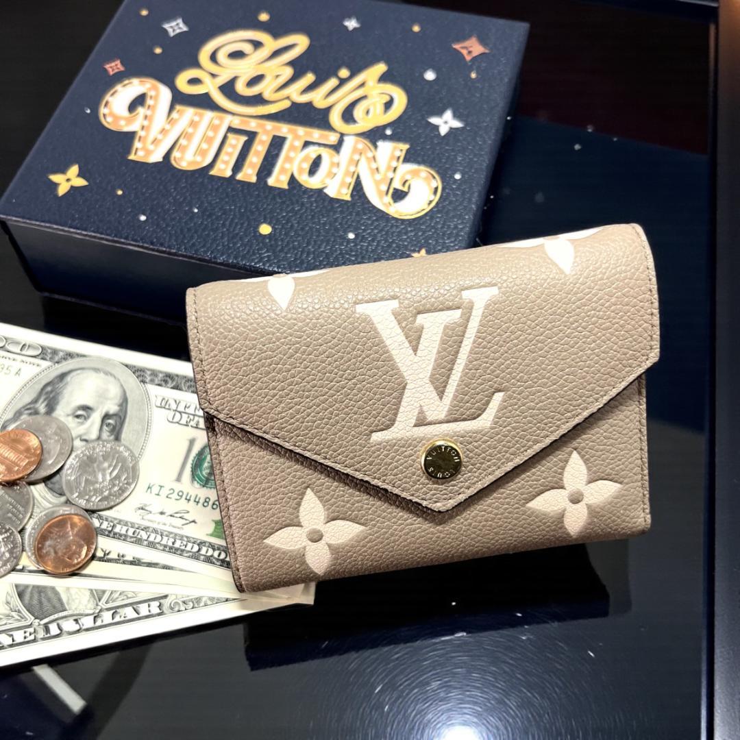 正規品＆超人気品‼️ ルイヴィトン バイカラー ヴィクトリーヌ 三つ折り財布