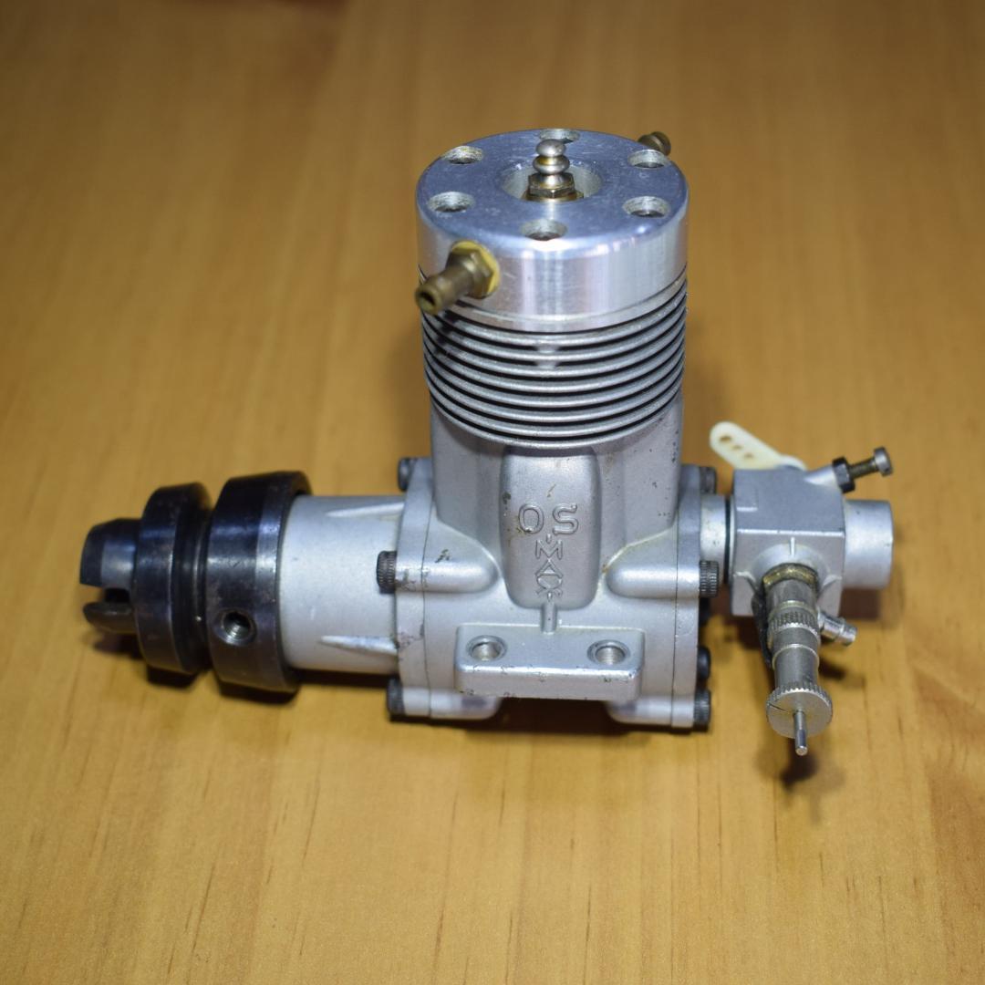OS MAX-45R　水冷ボート用エンジン