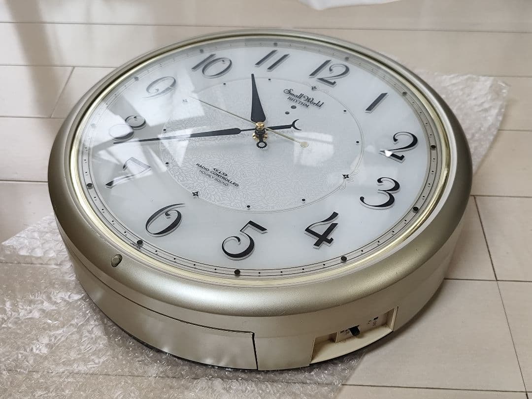 スモールワールドヴァーティカル 電波 からくり時計 メロディ 動作確認済 動作品