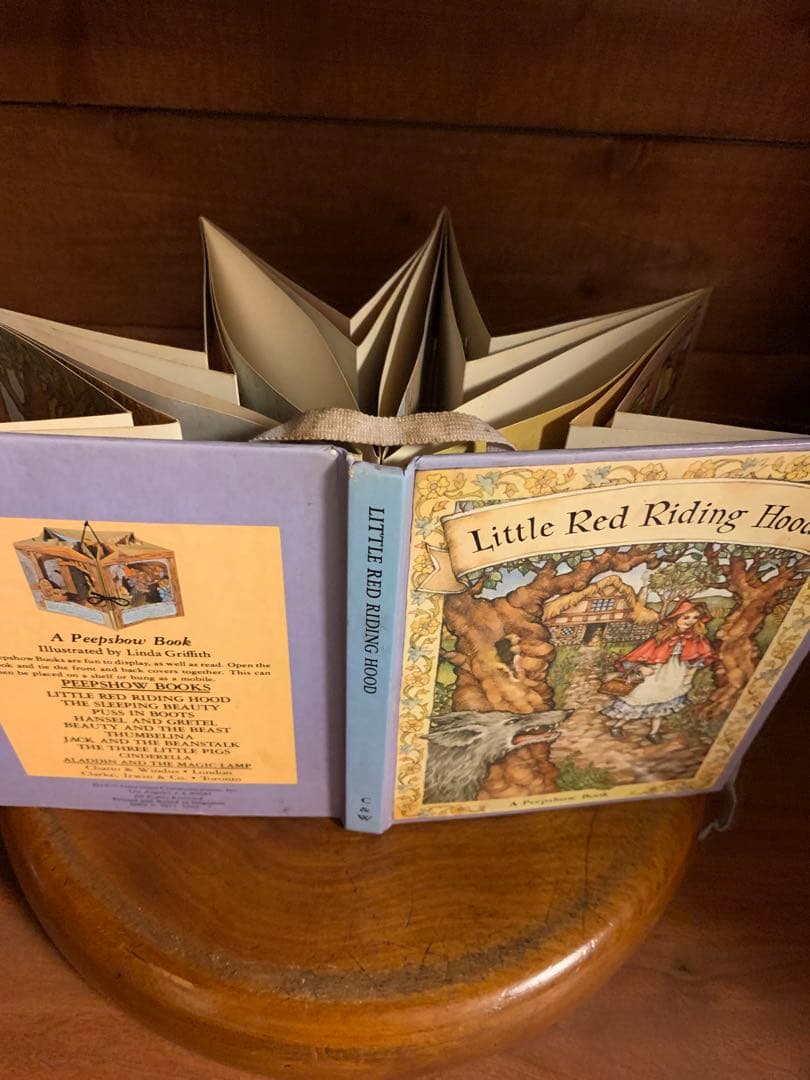 希少 1975年 Little Red Riding Hood 仕掛け絵本