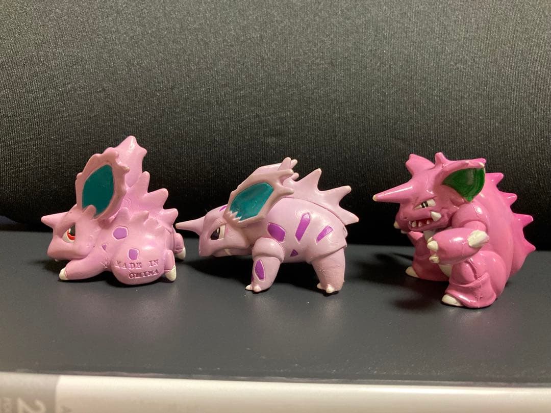 ポケモン　モンコレ　ニドラン♂　ニドリーノ　ニドキング