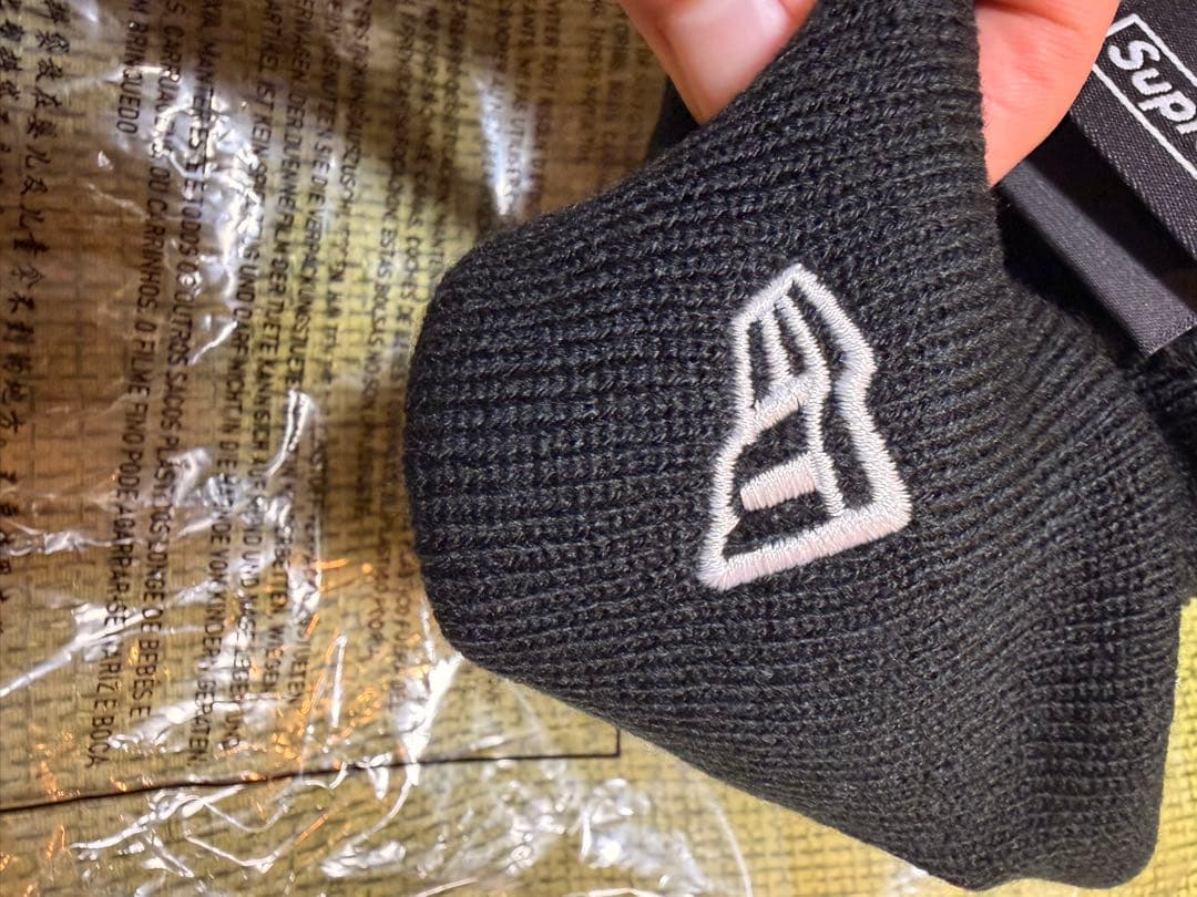 Supreme New Era 100% Wool Beanie ブラック