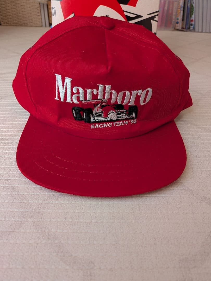 新品　Marlboro RacingTeam 92　ビンテージキャップ　F1