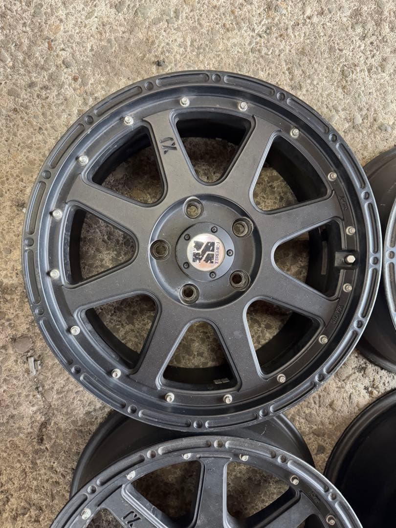 XJ XTREME-J ホイール チェロキー 17×7.5 オフセット40
