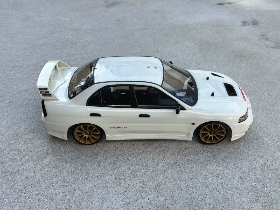 タミヤ RC 三菱 ランエボ4 ボディ 頭文字D 岩城清次 イニD ランサー