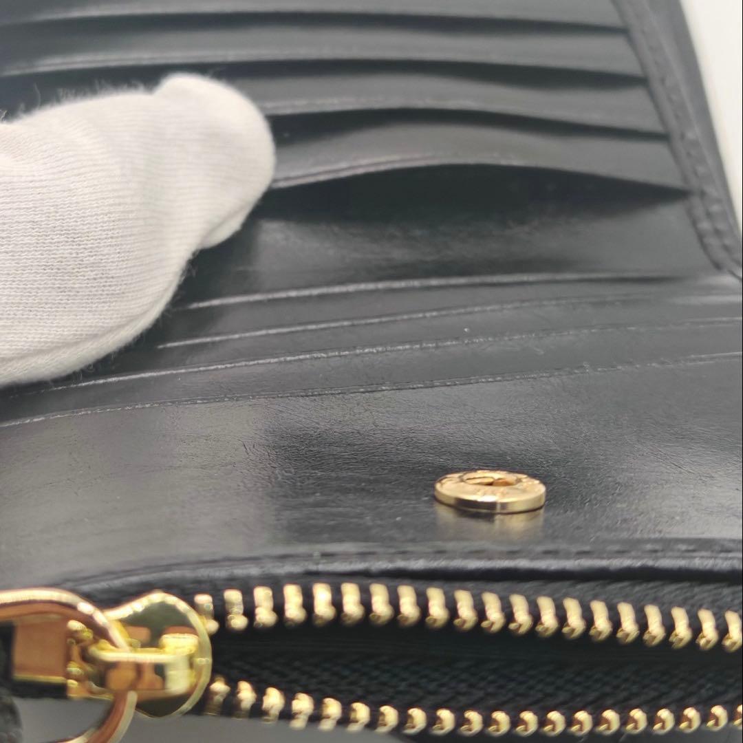 PRADA ミニウォレット 二つ折り財布　ブラック　レザー　美品