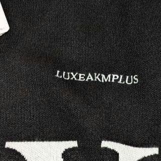 カンカンさま専用【新品】LUXEAKMPLUS ビッグロゴモックネックニット