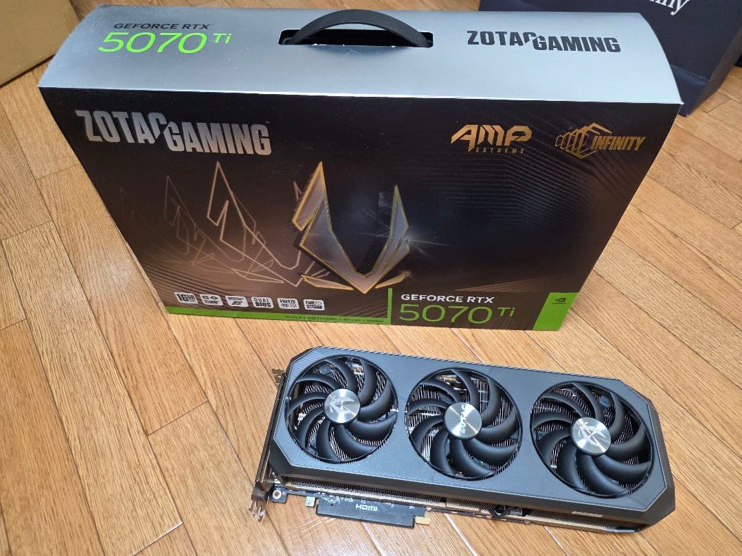 グラフィックボード・グラボ・ビデオカード ZOTAC GAMING GeForce RTX 5070 Ti AMP