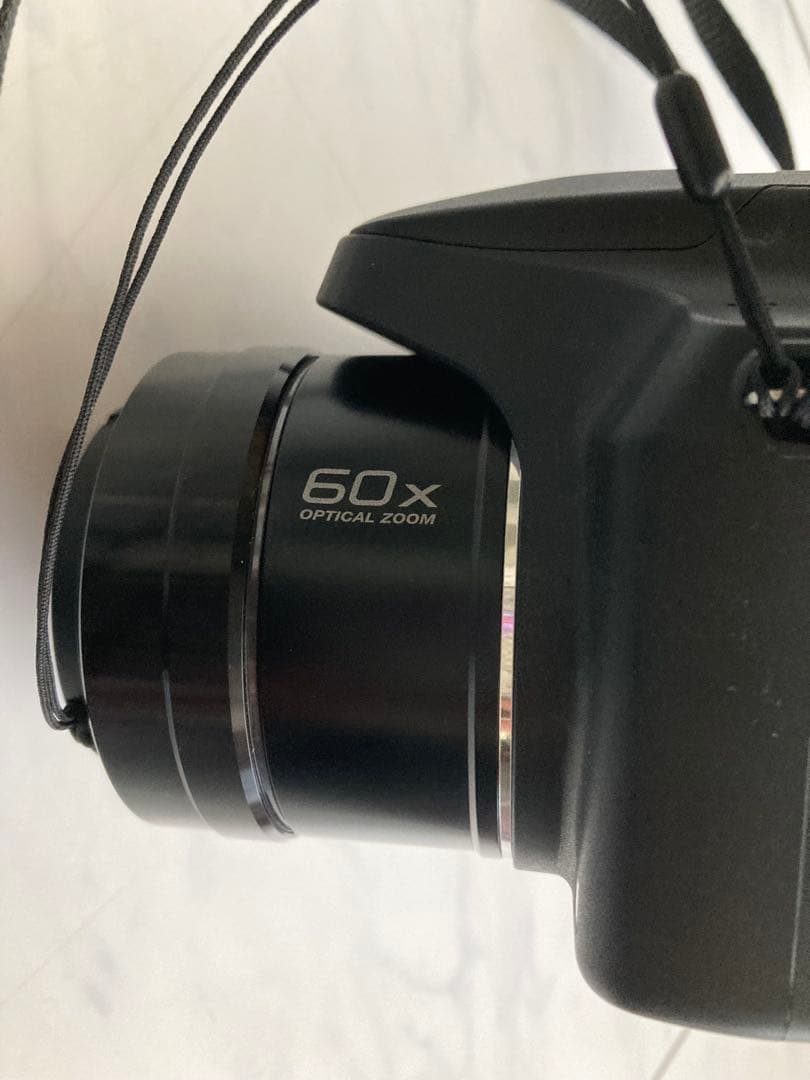 パナソニック　デジタルカメラ LUMIX DC-FZ