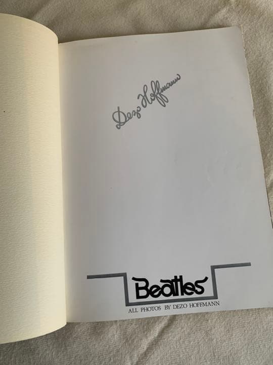 Beatles デゾ・ホフマン未公開　写真集
