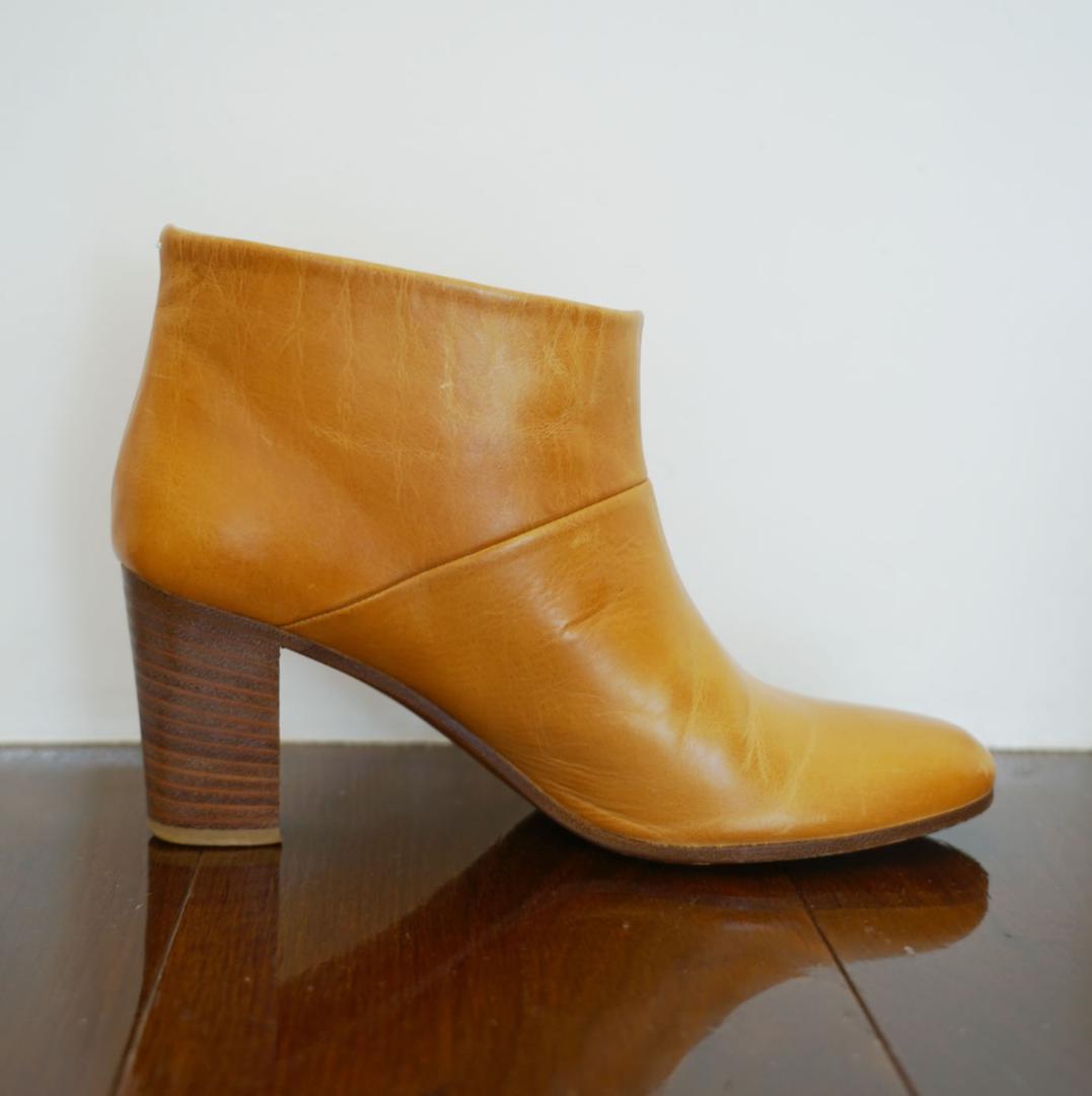 【Maison Martin Margiela】ライトブラウン　ブーティ　３７